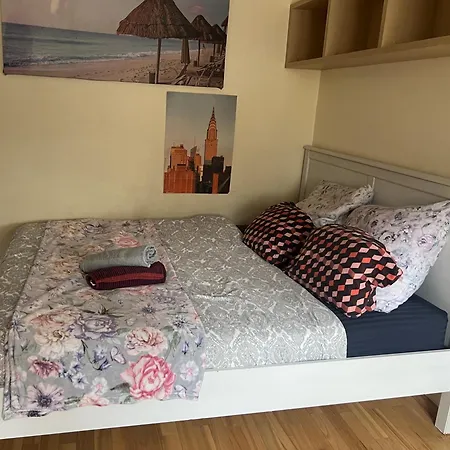 Entire Studio Flat Apartment Warsaw