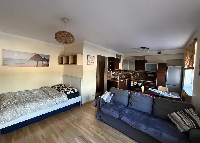 Entire Flat * Varsó